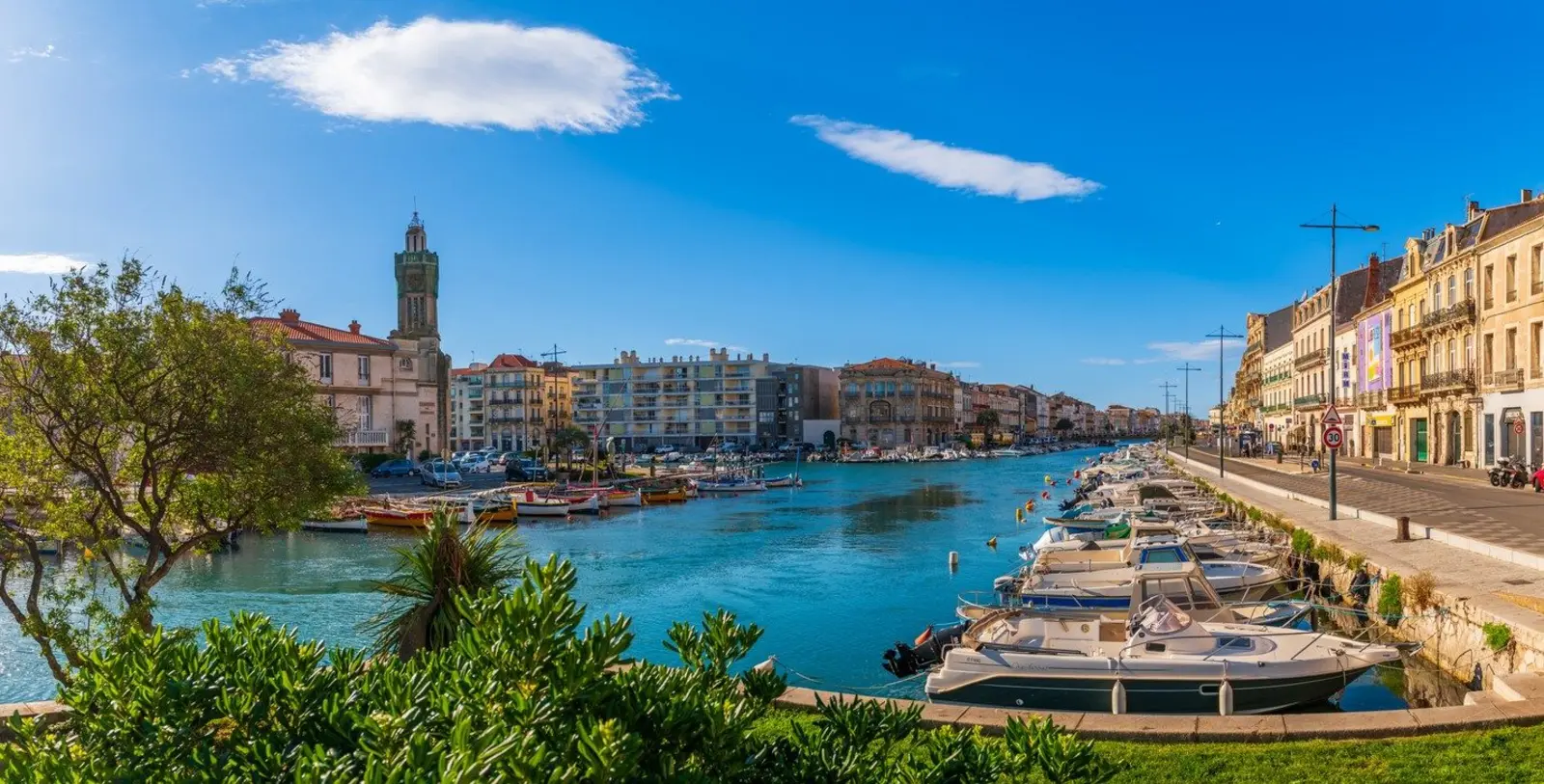 Canaux et maisons colorées de Sète